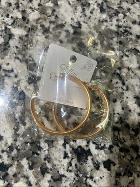Ella Gold Hoop Earrings - Shiny Gold Finish